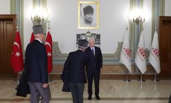 Vali Davut Gül, Cumhuriyet'in 103'üncü yılı kutlamaları kapsamında tebrikleri kabul etti