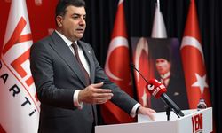 Yeni Partili Emre: Bizi suni gündemlerle meşgul etmeye çalışıyorlar