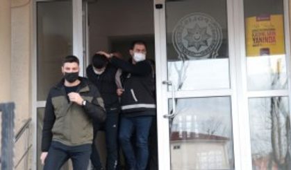 GÜNCELLEME 2 - Sakarya'da genç kadının tüfekle öldürülmesine ilişkin 1 şüpheli tutuklandı