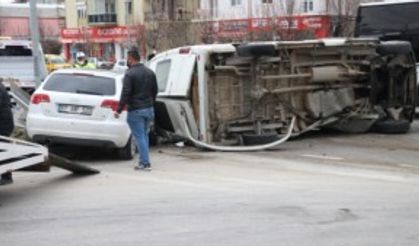 Isparta'da trafik kazasında yaralanan üniversite öğrencisi hayatını kaybetti