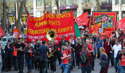 İngiltere'de grev ve eylemlerle işçi sınıfı ve emekçilerin mücadelesi
