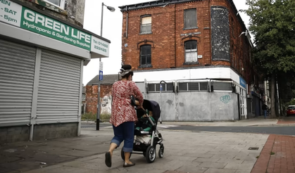 İngiliz çocuklara Dickens romanları yoksulluğu