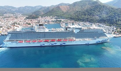 Marmaris'e Aroya kruvaziyeri 1750 yolcusuyla geldi