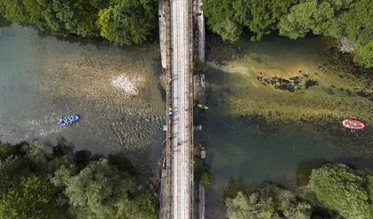 Bosna Hersek'in Una Nehri üzerinde 51. Rafting Festivali başladı