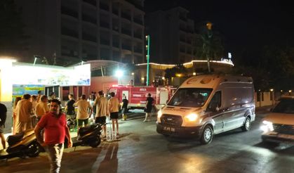 Antalya'da otelde çıkan yangında 1 kişi dumandan etkilendi