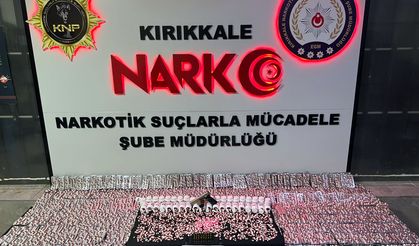 GÜNCELLEME - Kırıkkale'de düzenlenen uyuşturucu operasyonunda yakalanan 2 zanlı tutuklandı