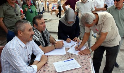 Kırıkkale'de İsrail'in Gazze'ye yönelik saldırılarına karşı imza kampanyası başlatıldı