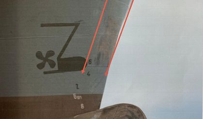 Marmara Adası açıklarında parçalanmış halde bulunan tekneye çarptığı ileri sürülen geminin görüntüleri kamerada