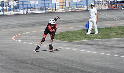 Tekerlekli Paten Türkiye Şampiyonası finali Karaman'da başladı