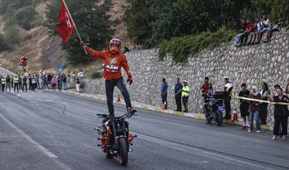 Tunceli'de motosiklet akrobasi gösterisi düzenlendi