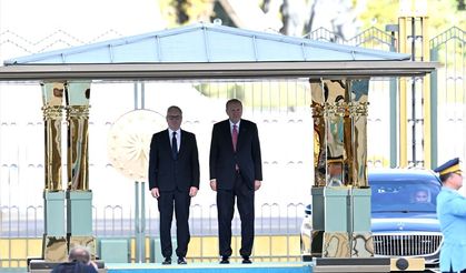 İngiltere Başbakanı Starmer'dan Türk askerine Merhaba