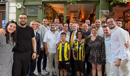 Londra Fenerbahçeliler Derneği’nde Bayrak Değişimi