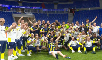 FENERBAHÇE’DE TARİHİ ZAFER SONRASI BÜYÜK COŞKU
