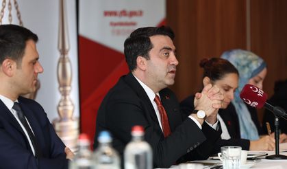 Yurtdışı Türkler Amsterdam’da  9 Ülkeden 40 Hukukçuyu Buluşturdu