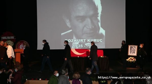 Devlet Tiyatrolarının önceki dönem genel müdürlerinden tiyatro sanatçısı Prof. Dr. Bozkurt Kurunç, vefat etti