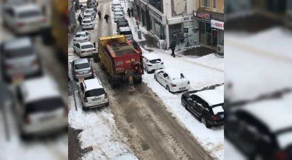Video haber, tıkla izle, Sivas ve Kayseri'de kar yağışı hayatı olumsuz etkiliyor