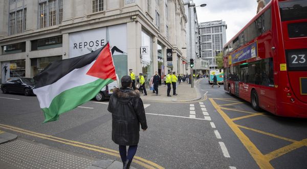 İsrail'in Mescidi Aksa baskınına Londra'da protesto