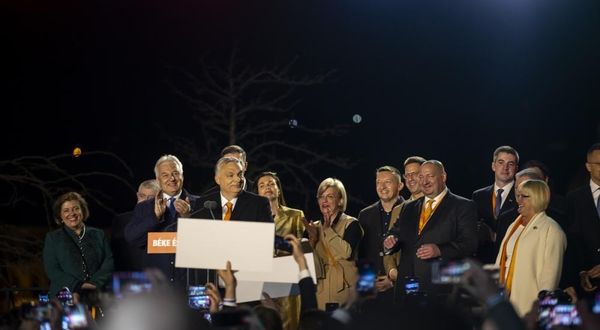 Macaristan'da seçimi Orban'ın Fidesz KDNP koalisyonu kazandı