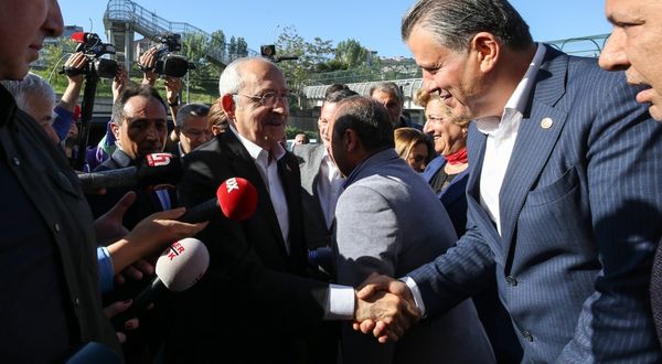 Kılıçdaroğlu CHP'yi olağanüstü topladı