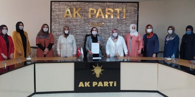 Abdurrahman Dilipak'a AK Partili kadınlardan Türkiye çapında tepki