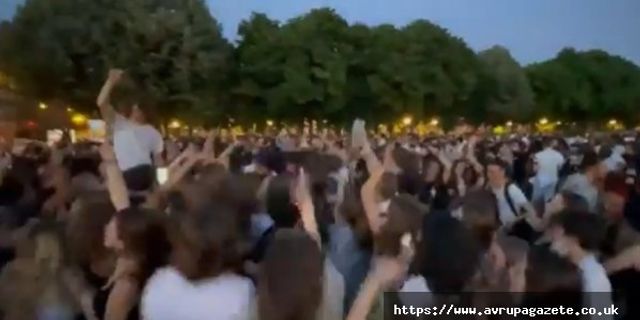 Fransa’nın başkentinde binlerce gencin katıldığı partiyi polis bastı