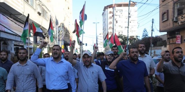 Video haber, Gazze'de, aşırı sağcı Yahudilerin Doğu Kudüs'teki “Bayrak Yürüyüşü“ protesto edildi