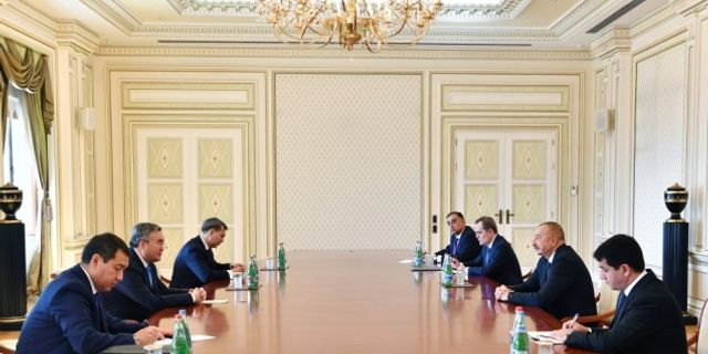 Azerbaycan Cumhurbaşkanı Aliyev'den Kazakistan Başbakan Yardımcısı Tileuberdi'ye kabul
