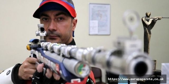Milli atıcı Ömer Akgün, 10 metre havalı tüfek kategorisinde finale yükseldi