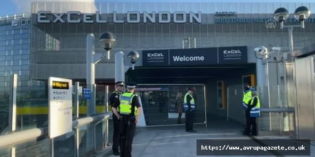 İngiltere'nin başkenti Londra'da silah fuarı! Şok İsrail karşıtı gösteri