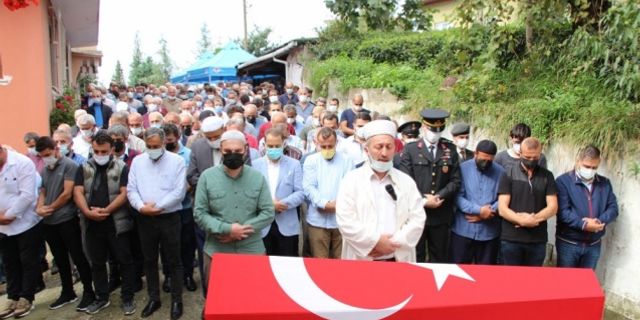 Kıbrıs gazisi 68 yaşındaki Niyazi Atalay, Gaziler Gününde toprağa verildi