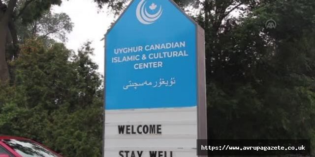 Uygur Türkleri, satın aldıkları tarihi bir kiliseyi camiye çevirdi