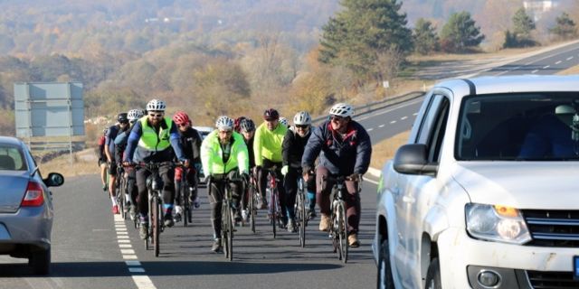"Ata'ya saygı" için pedal çeviren bisikletliler Bolu'ya ulaştı