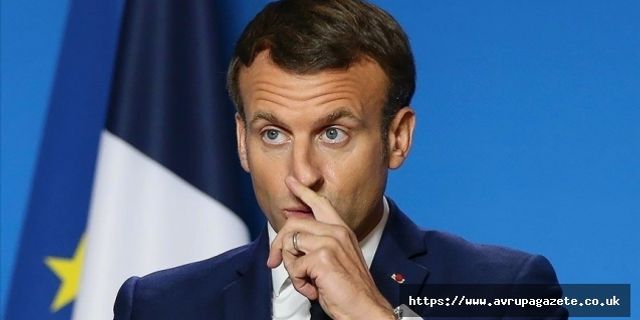 Fransa'da Kovid-19 aşısı olmayan Fransız, Cumhurbaşkanı Emmanuel Macron hakkında suç duyurusunda bulundu