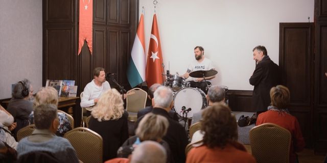 Türk Kahve Evi Türk ve Macar müziğini buluşturdu