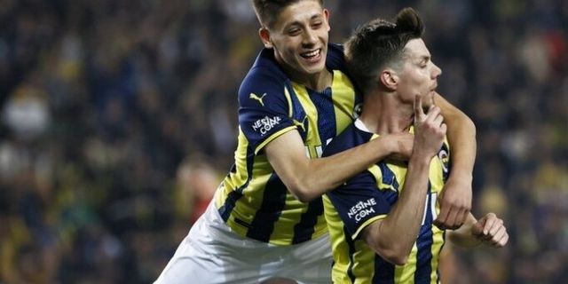 Fenerbahçe antrenmanını taraftarlarına açıyor