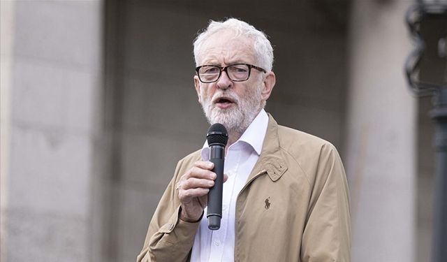 Corbyn, İngiltere İsrail'i, Gazze'den sorumlu tutsun