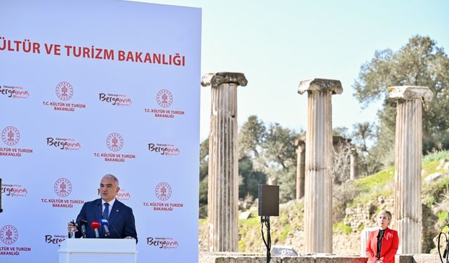 Bakan Ersoy, "Geleceğe Miras Bergama Projesi" tanıtımında konuştu:
