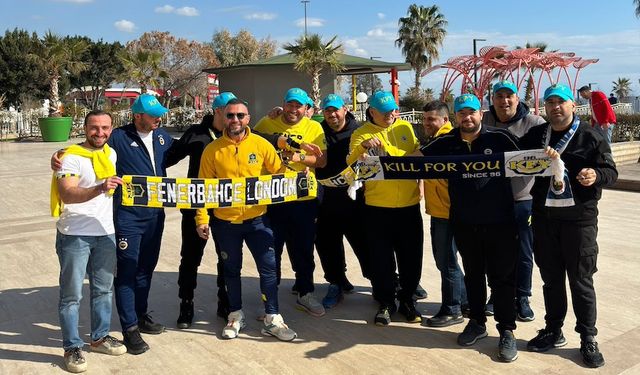 Londralı Fenerbahçeliler'in Antalya'da sarı lacivert aşkı