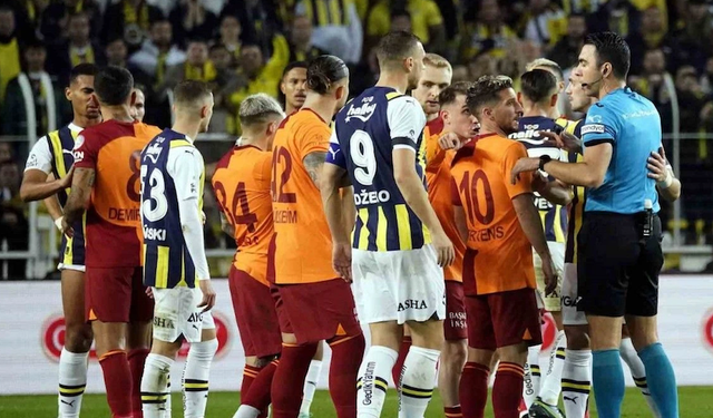 Fenerbahçe Galatasaray derbisinde gözler golcülerde