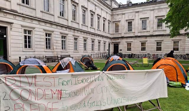 Cambridge Üniversitesi'nden öğrenci protestoları açıklaması