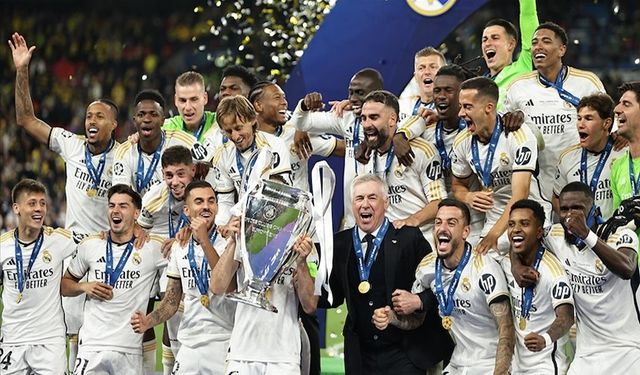 Real Madrid, en iyi futbolcu ödülü Vinicius'a verilmediği için Altın Top  ödülünü boykot etti