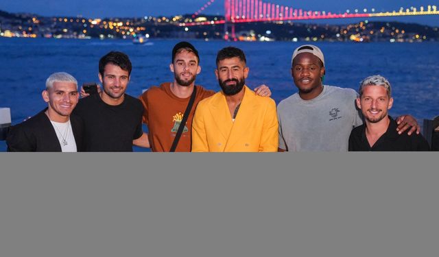 Galatasaray'da yeni sezon formaları tanıtıldı