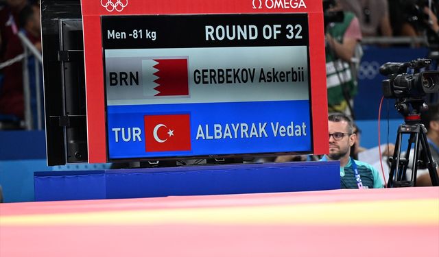 Vedat Albayrak Paris'te judoda son 16 turunda