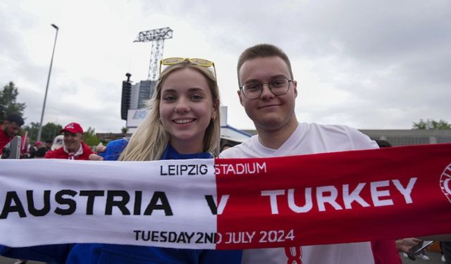 Avusturya Türkiye maçı Türk taraftar yürüyüşü