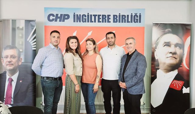 İngiltere CHP'den 30 Ağustos Zafer Bayramı Töreni