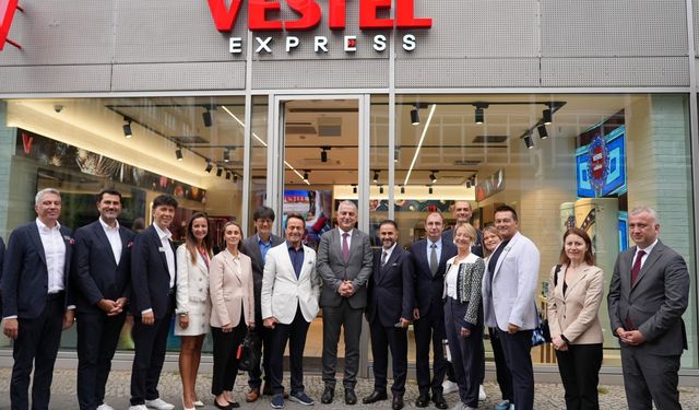 Berlin'e uğrayan Vestel Express'e ilgi büyük