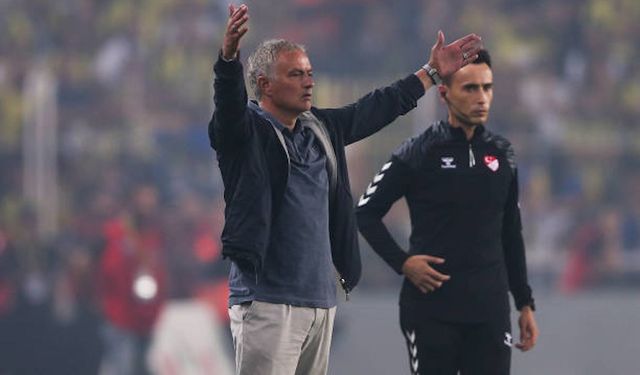 Mourinho basın toplantısına girmedi