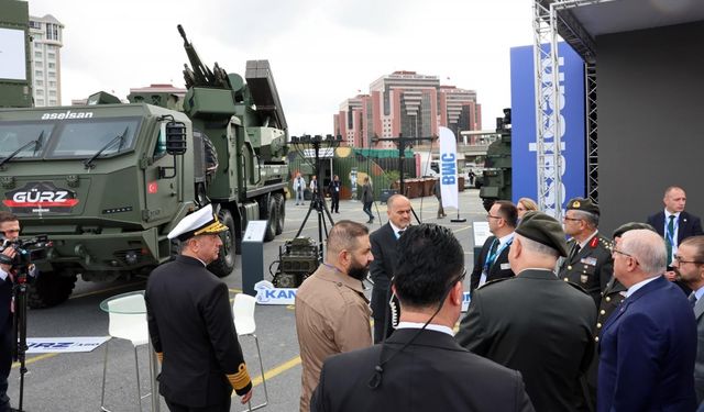 Milli Savunma Bakanı Güler, SAHA EXPO 2024 Fuarı'nı gezdi