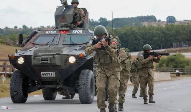 Kosova Barış Gücü Komutası İtalya'da