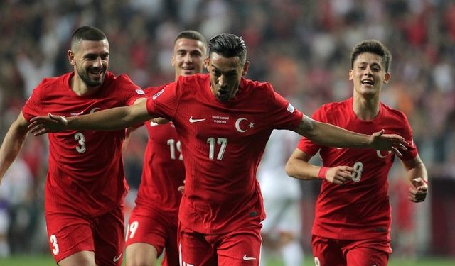 İzlanda Türkiye ilk 11'ler belli oldu